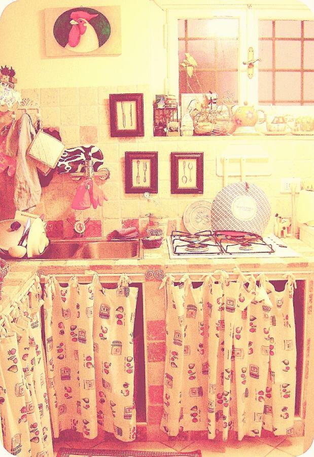 Hand Decorated House With Court Φλωρεντία Εξωτερικό φωτογραφία